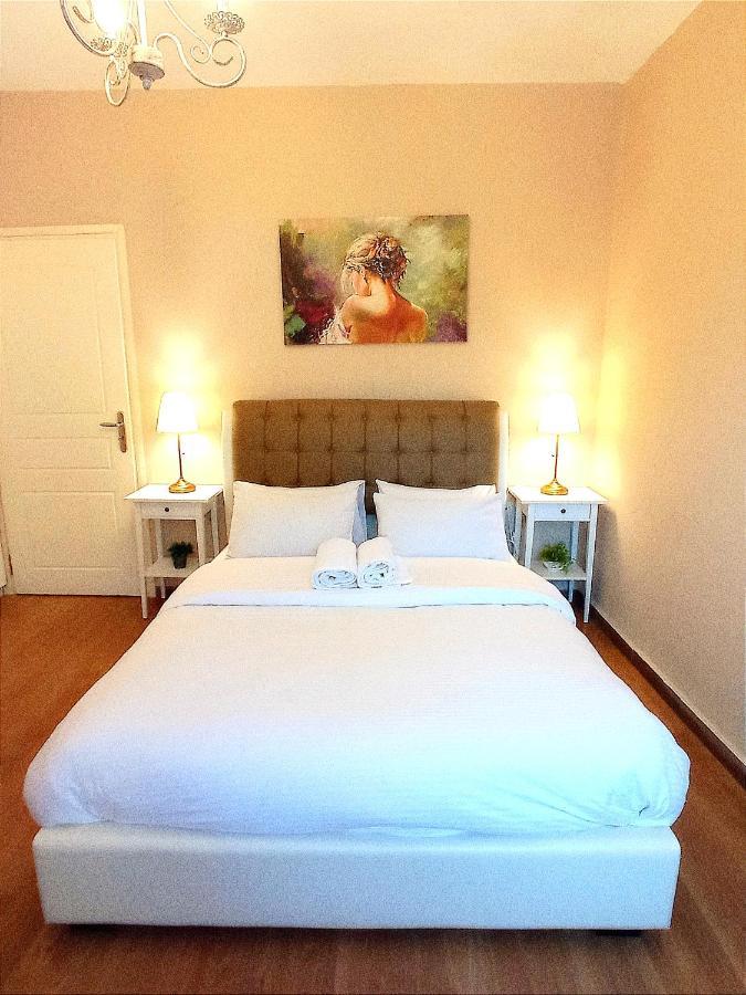Odyseia Apts I At The Center Of The City & Old Town La Canea Exterior foto